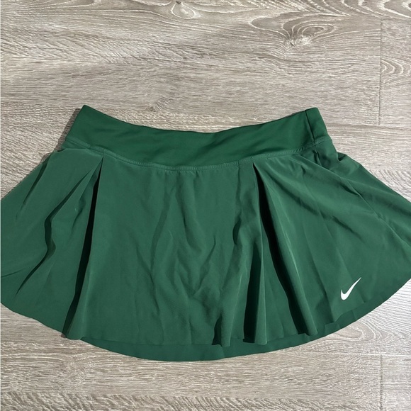 Nike Dresses & Skirts - 🍎🍎SOLD🍎🍎 NIKE Women’s Dri-FIT Victory Flouncy Tennis Skirt Green, XL